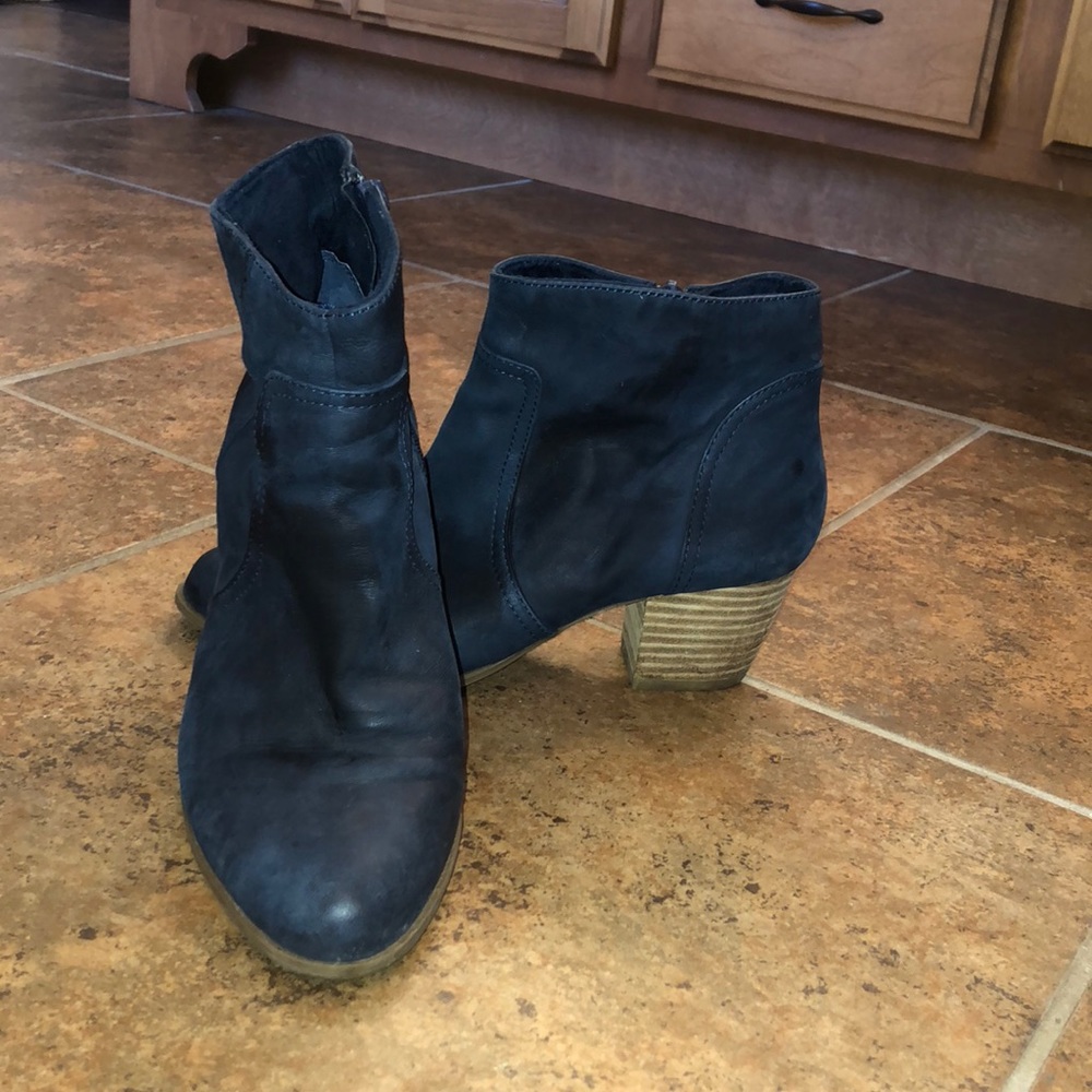 Sole society navy blue booties